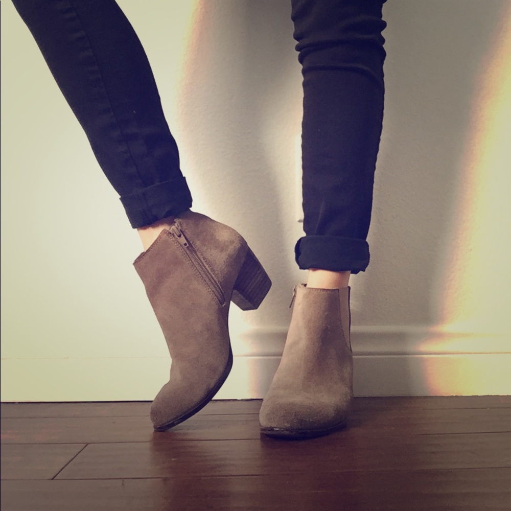 Lucky Brand Taupe Booties